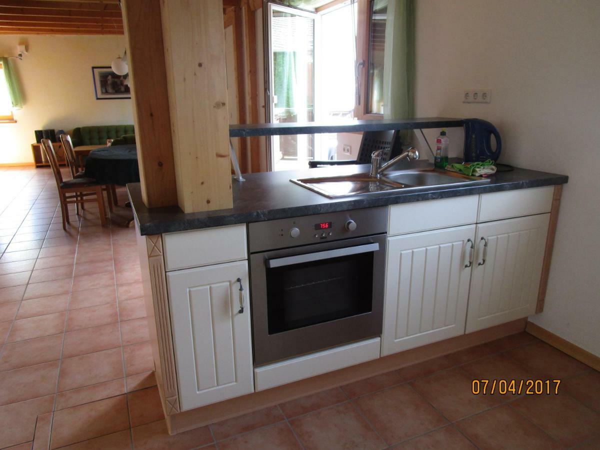 Ferienwohnung Hueck Lind  Экстерьер фото